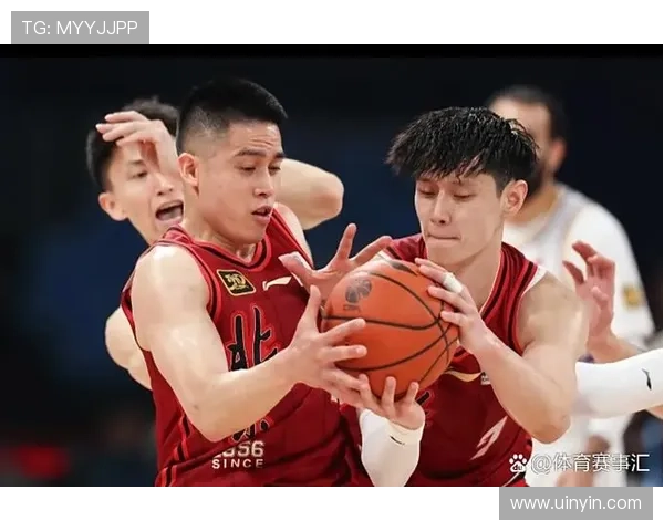 曾凡博积极备战新赛季训练师晒出高强度体能训练视频展现恢复状态